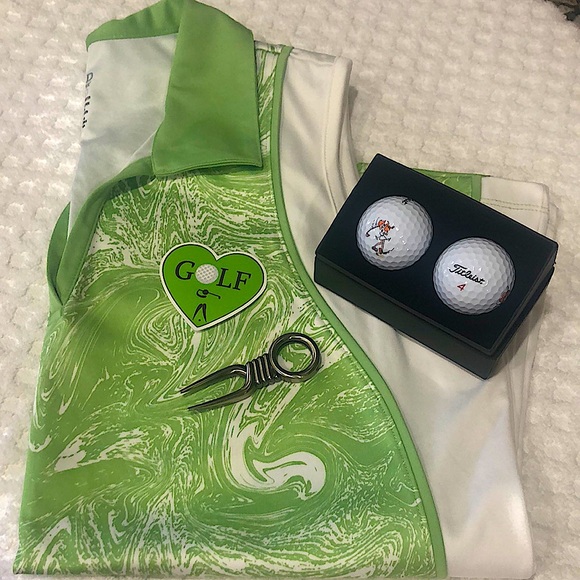 💚IZOD WOMENS GOLF BUNDLE - Picture 1 of 4